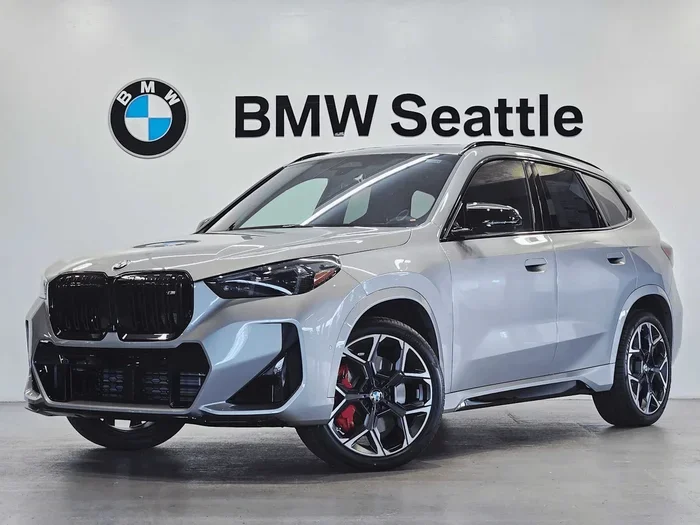 Is Bmw X1 a Compact Suv