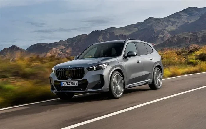 Is Bmw X1 a Crossover or Suv