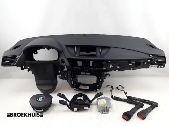 How Many Airbags in Bmw X1